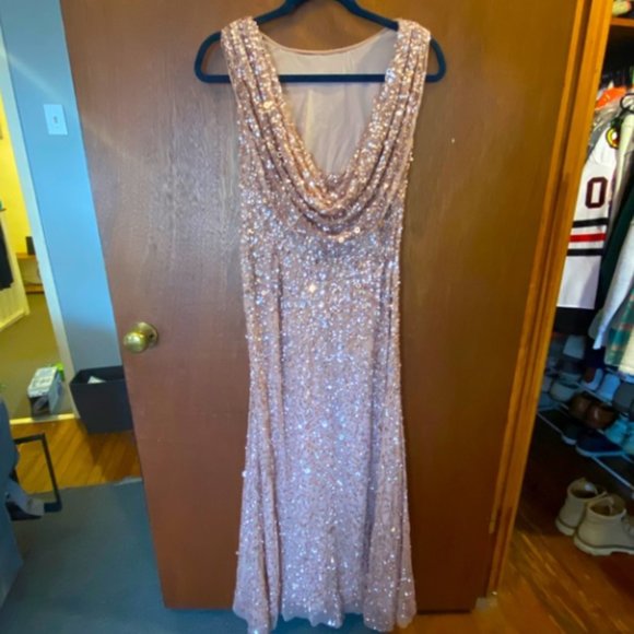 Adrianne Papell Rose Gold Style 40108 - Picture 2 of 2